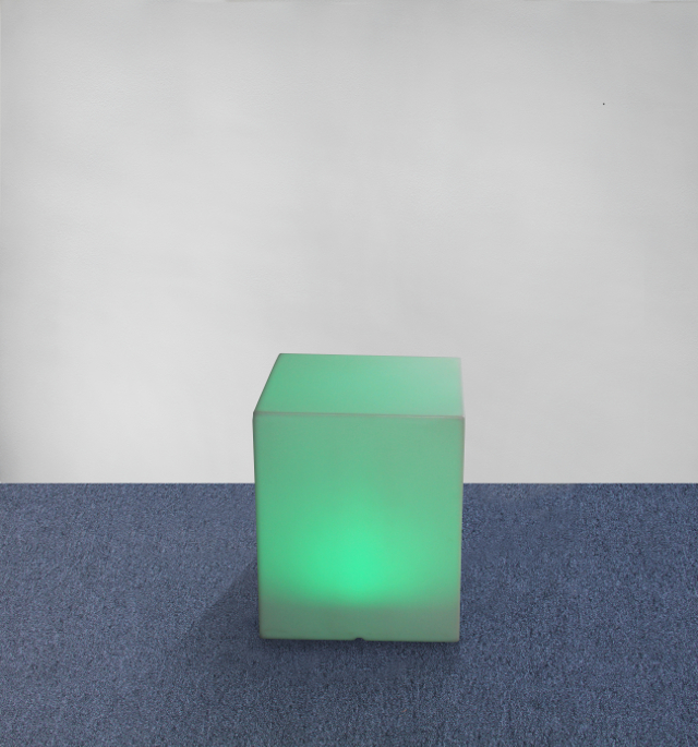 LED Lounge Hocker mieten